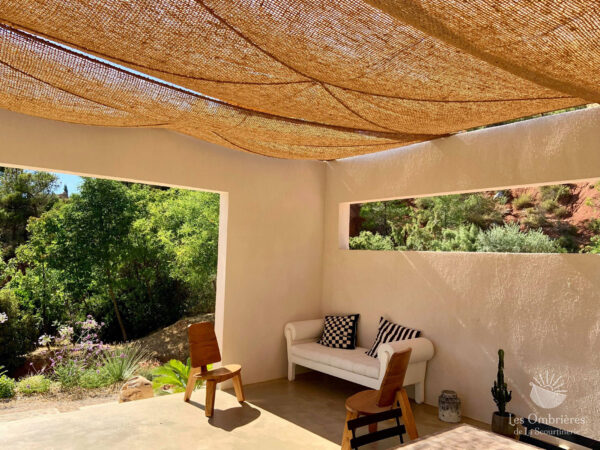 Diagonal reinforced shade sail